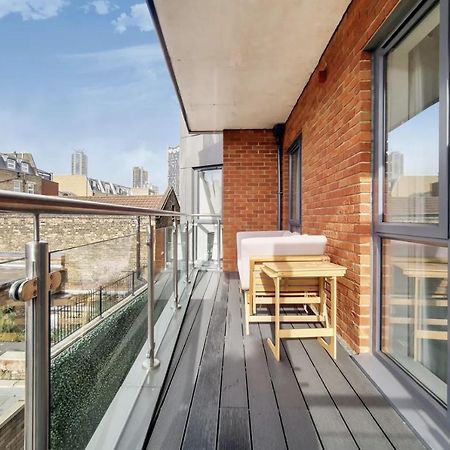 Luxury 2 Bed 2 Bath With Balcony New Build Apartment *South Central London* Luaran gambar